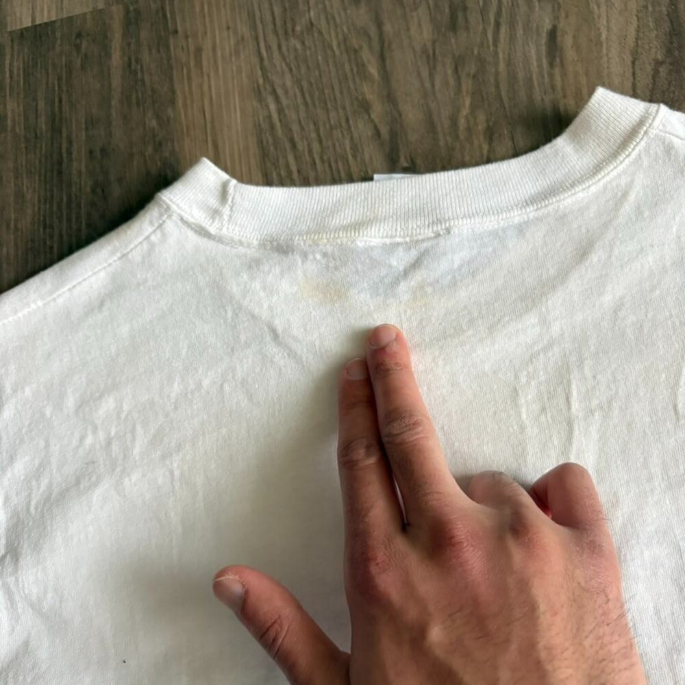 Vintage Guess Jeans T-Shirt Men's Size M White 1990s America Embroidered - Picture 8 of 8